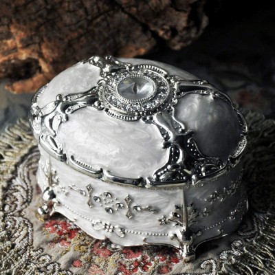 Oval Vintage Jewelry Treasure Chest Box -Antique Plated Tin Zinc Alloy Trinket Case with Metallic Engraved Ring Holder Unique Keepsake Gift Case for Home Decor Size : L - B1S30B45B