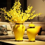Modern Porcelain Ginger Jar Chinese Ceramic Decorative Vase with Lid Large Oriental Temple Jar Handmade Storage Jar Table Centerpiece Decor Gold and Yellow Size : Small - B483H0HQH