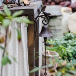 DOITOOL Rustic Cast Iron Door Bell Birds Door Bell Antique Wind Chime Bell for Shaking Bell Hanging Decorative Dinner Bell - BIOSYBY4K