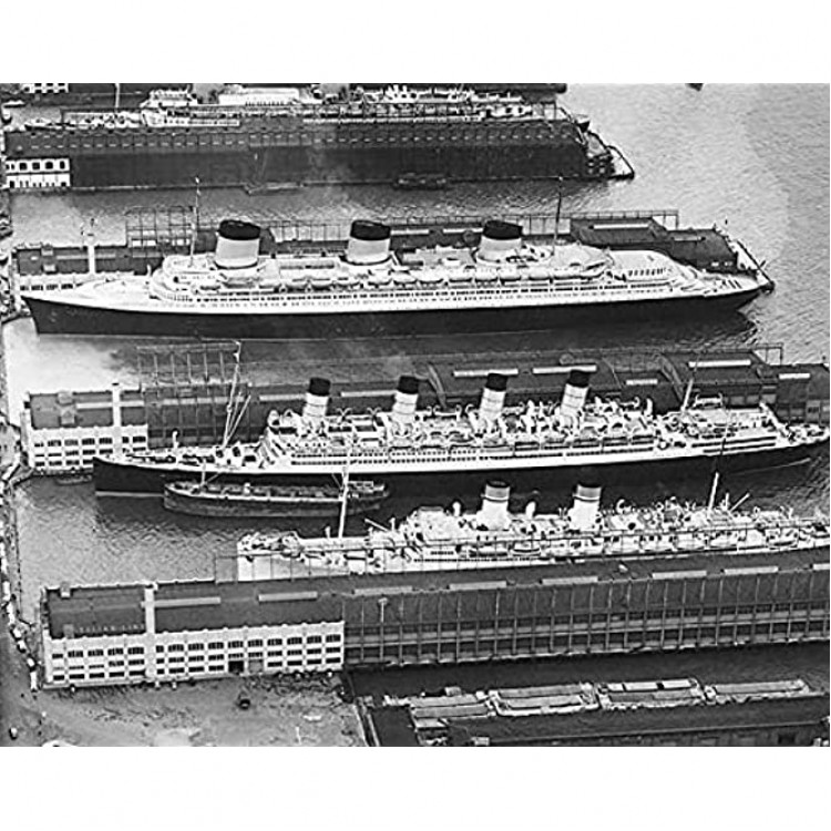1939 Ocean Liners in New York City Harbor 8x10 Silver Halide Photo Print - BTMOV4XXB