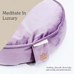 Mindful & Modern Velvet Meditation Cushion | Luxe Zafu Yoga Floor Pillow Seat | Posture Support | Buckwheat Hull Filled | Large Round Cushion | Removable Washable Cover + Carry Handle | Color Violet - BMJ9IVNLO