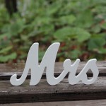 Amajoy Small Vintage Mr & Mrs White Wooden Letters Wedding Stand Sign Stand Figures Decor Wedding Present Home Decoration - BYH7VPF6A